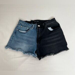 Almost Famous Junior Short BLUE /black Denim CUTOFF SHORTS  2.5 in Inseam Size 5